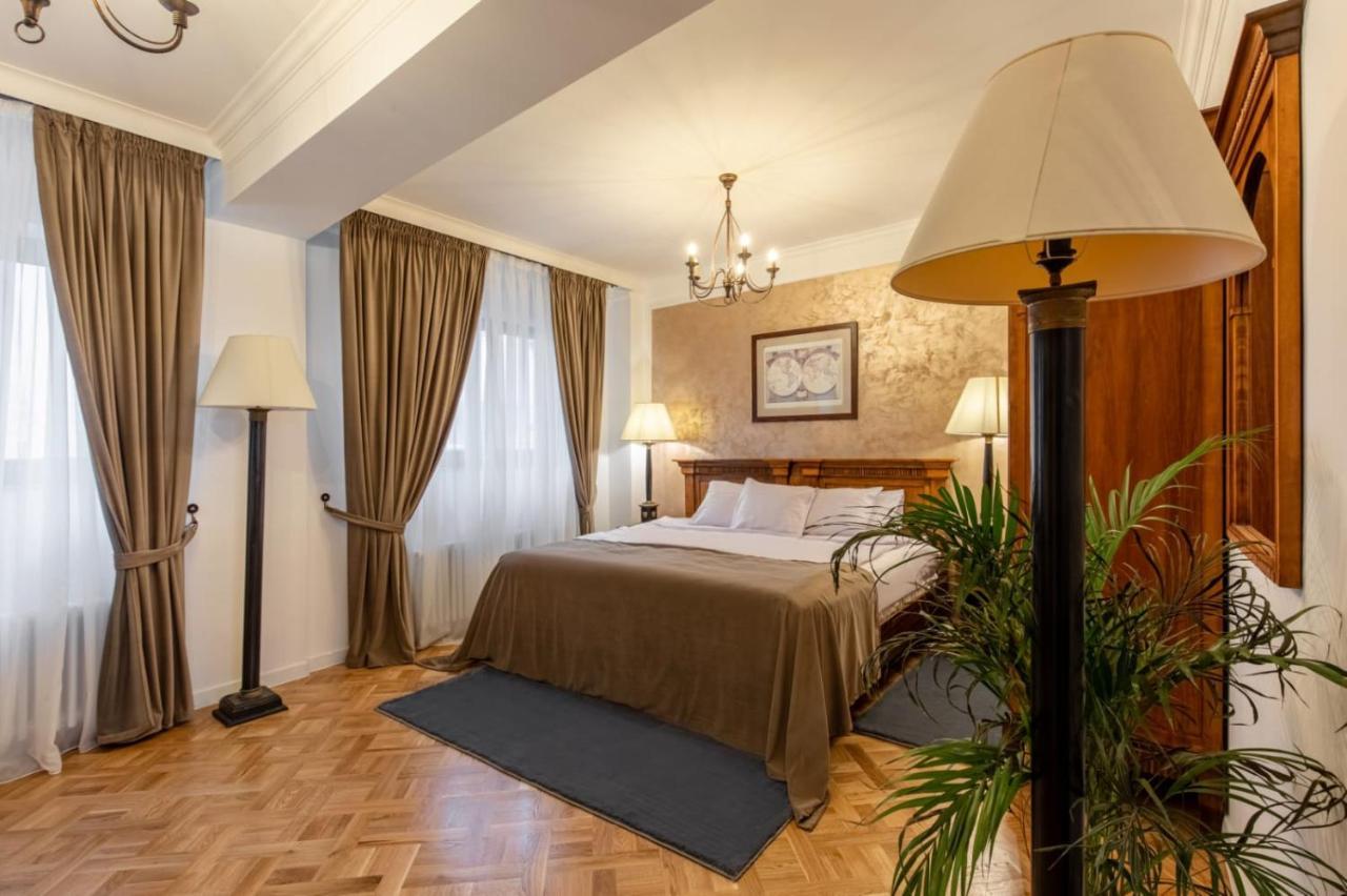 Hotel Clucerului Arc De Triomphe Bucarest Esterno foto
