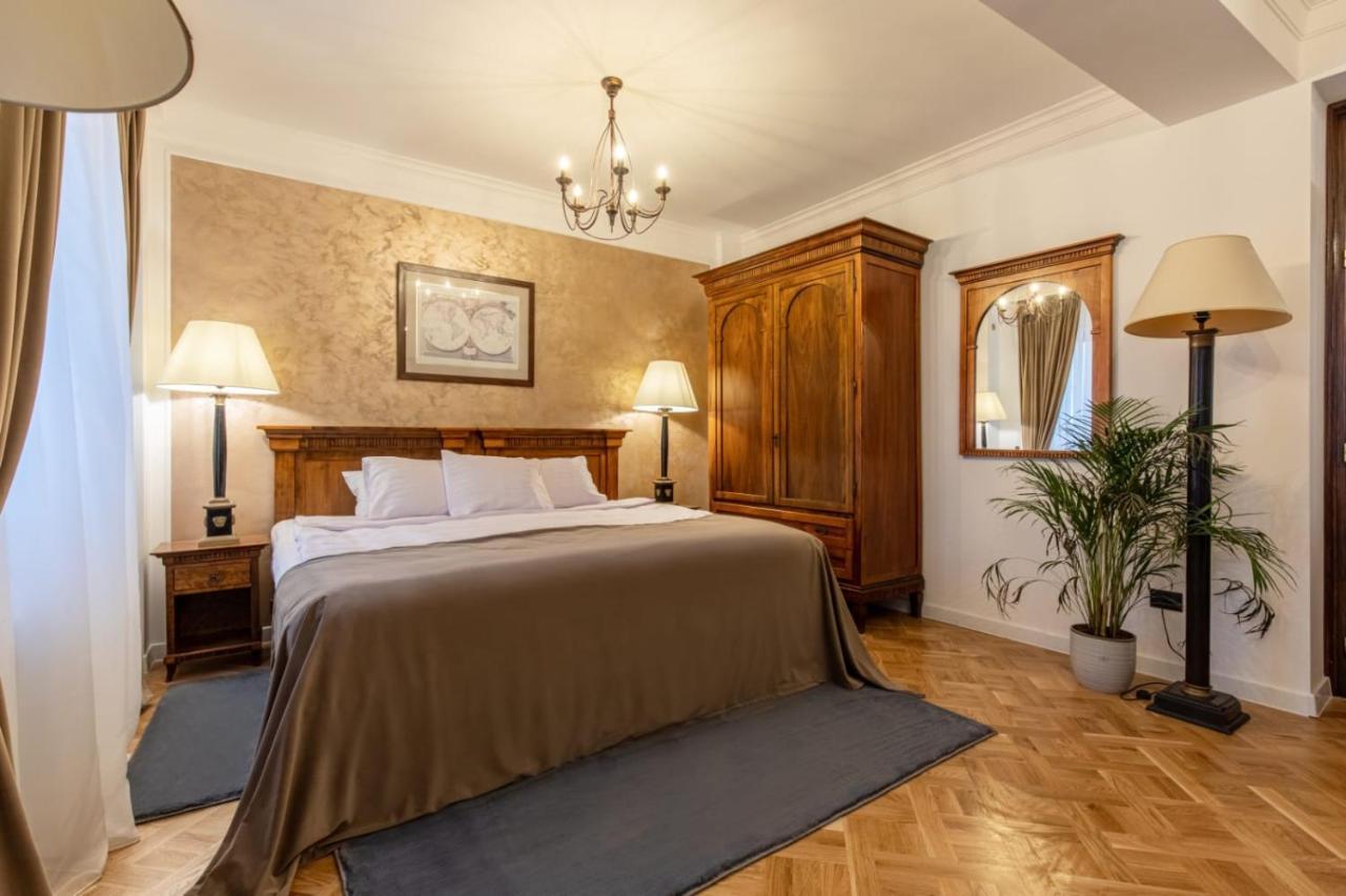 Hotel Clucerului Arc De Triomphe Bucarest Esterno foto
