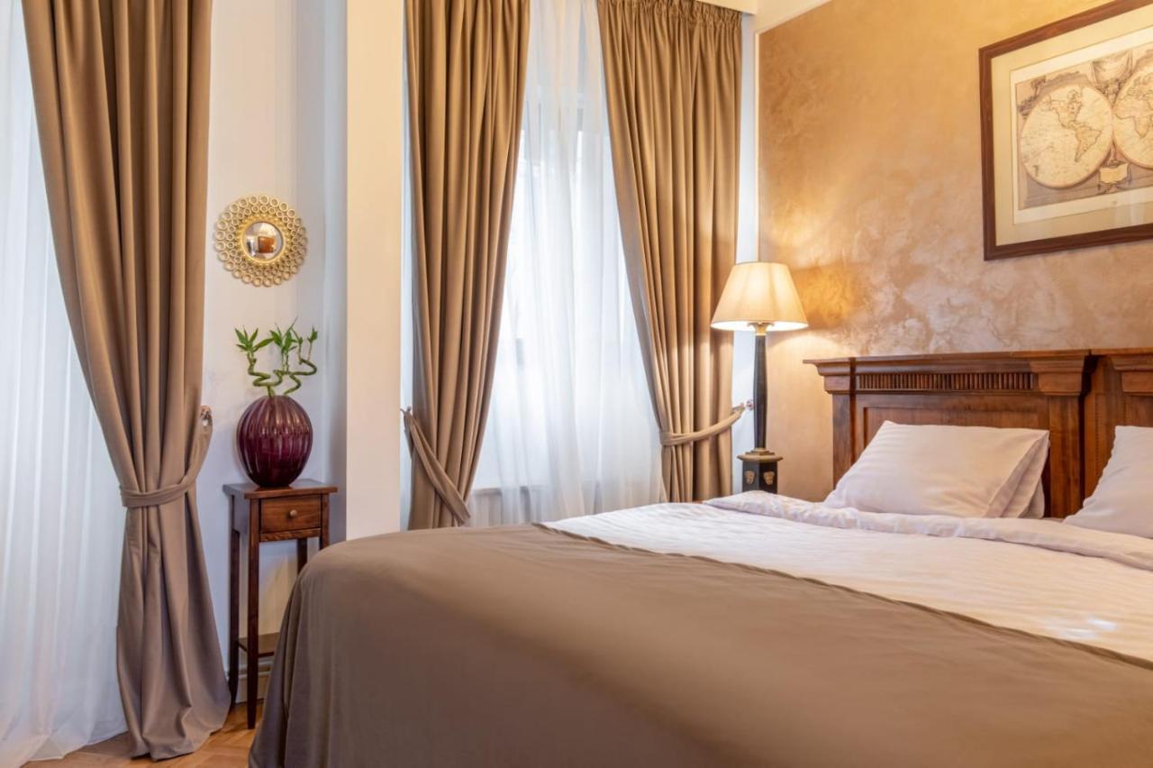 Hotel Clucerului Arc De Triomphe Bucarest Esterno foto